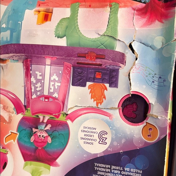 Trolls World Tour Blooming Pod Stage - Picture 9 of 9